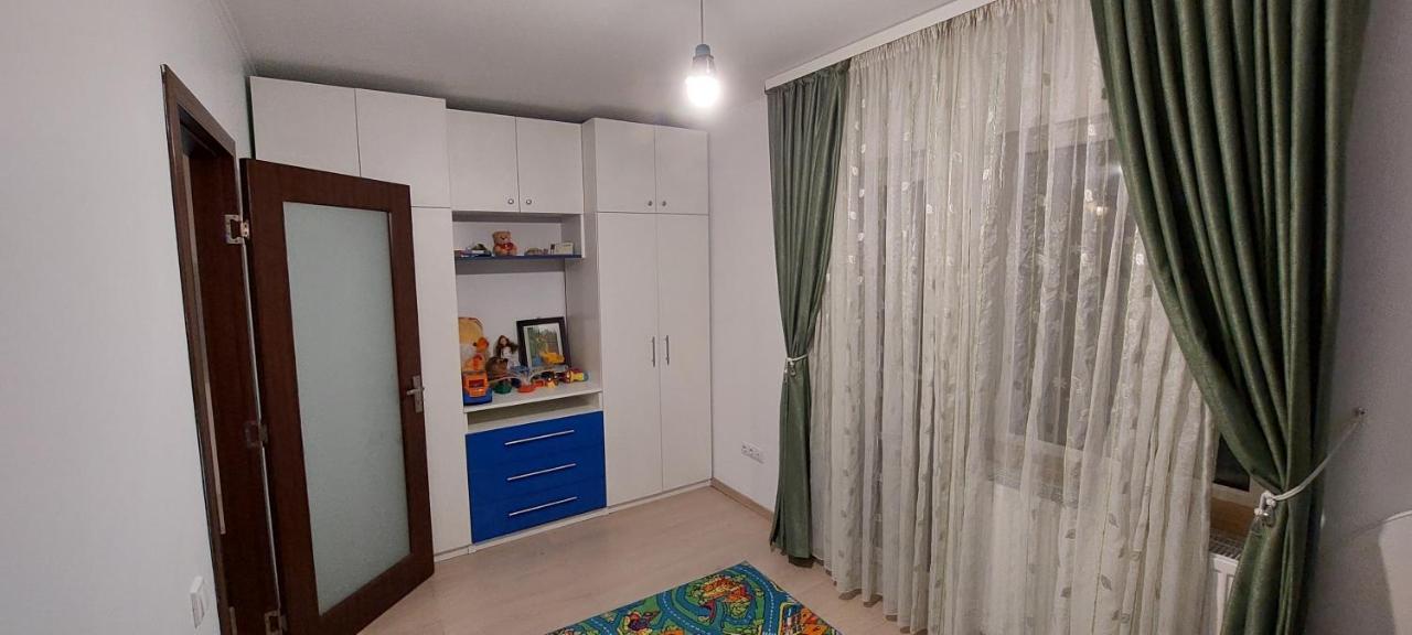 Apartament Cu 3 Camere Клуж-Напока Екстериор снимка
