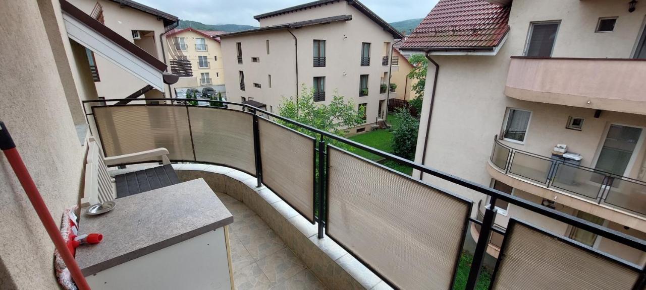 Apartament Cu 3 Camere Клуж-Напока Екстериор снимка
