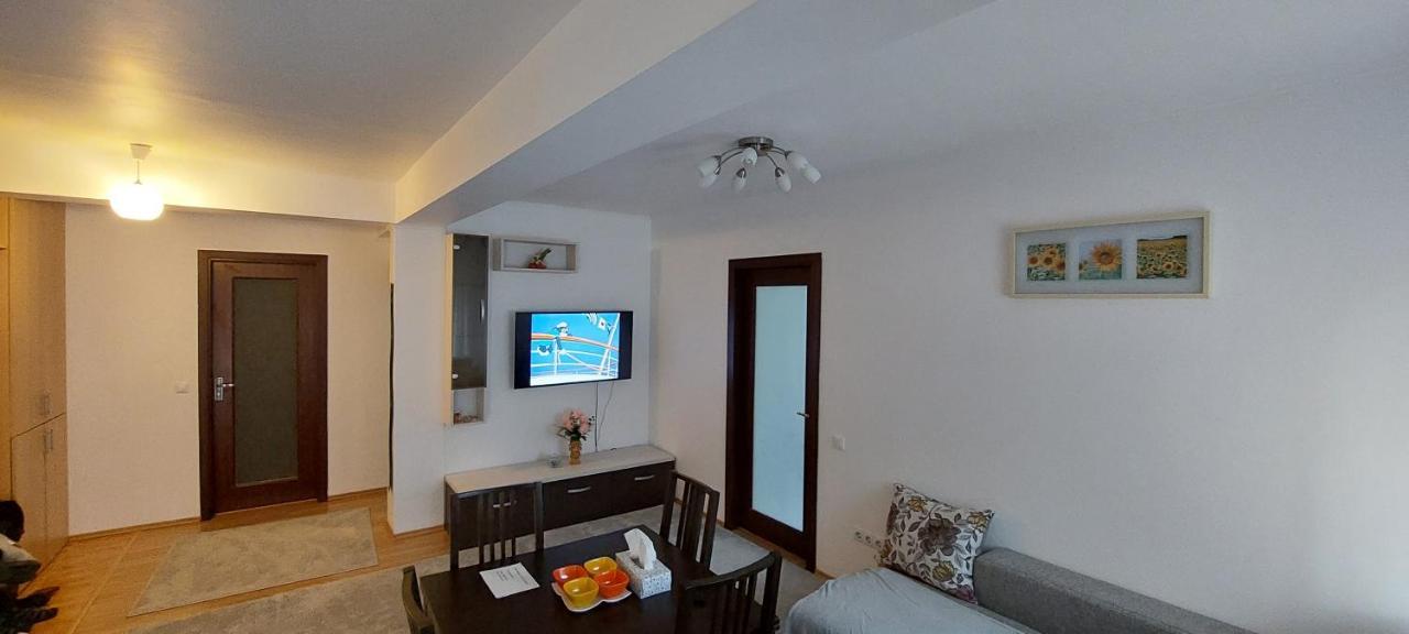 Apartament Cu 3 Camere Клуж-Напока Екстериор снимка